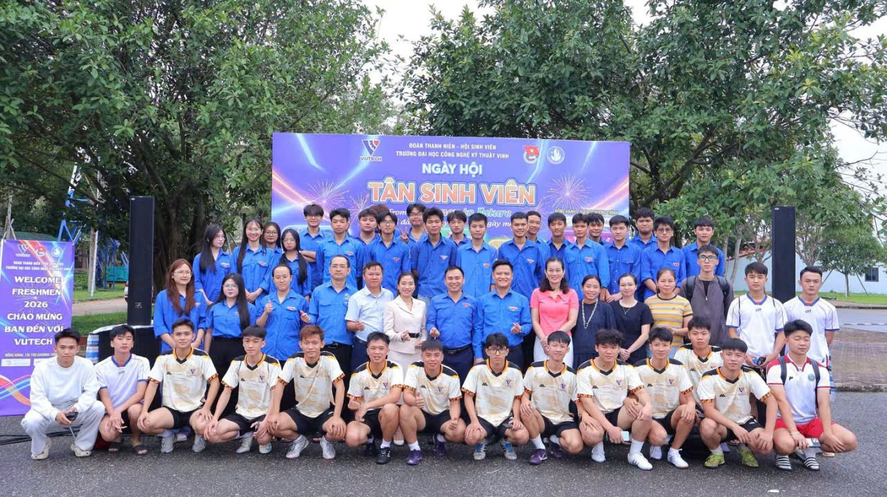Sôi động khai mạc Ngày hội Tân sinh viên 2026
