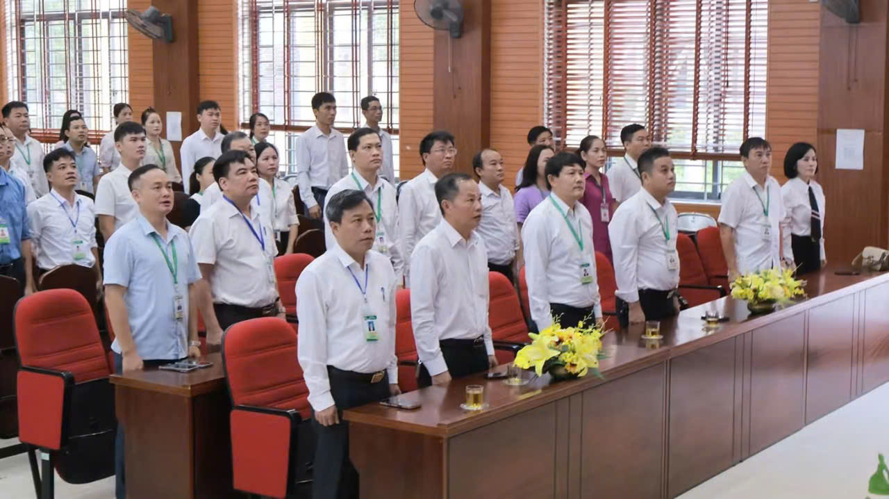 Trường Đại học Công nghệ Kỹ thuật Vinh tổ chức lễ khai giảng năm 2026-2027